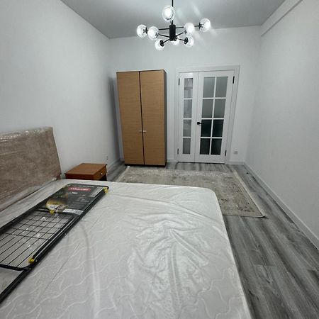 Evita Apartment Bishkek Exterior photo